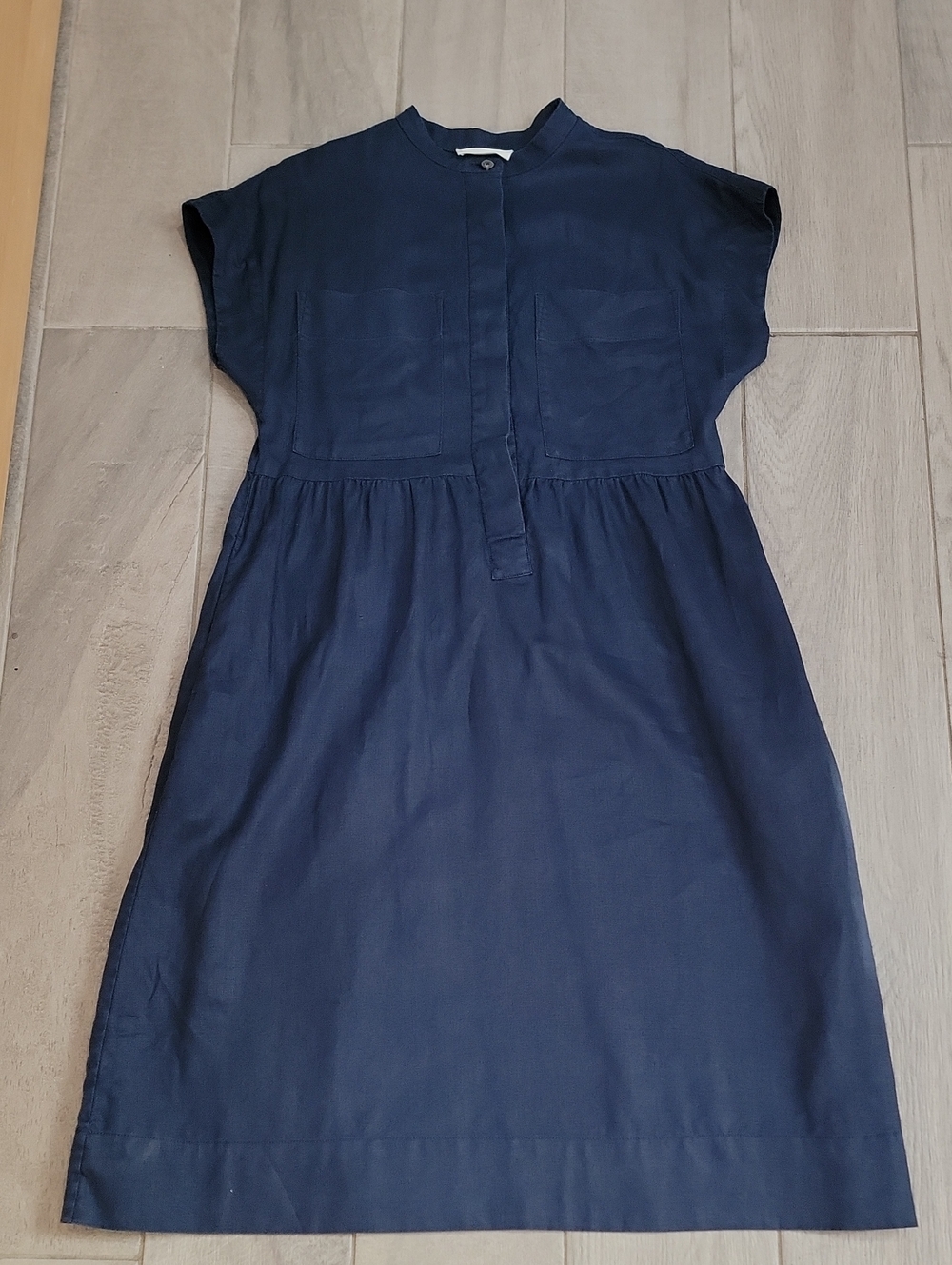 The Craft Dress in Linen - Picture 2 of 16